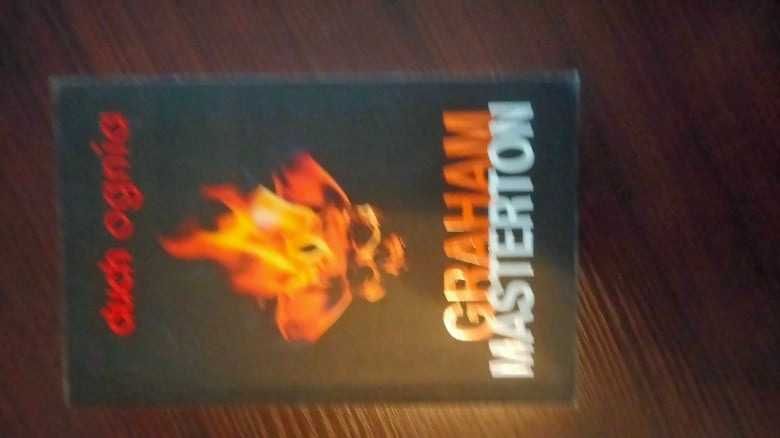 Duch ognia. Graham Masterton
