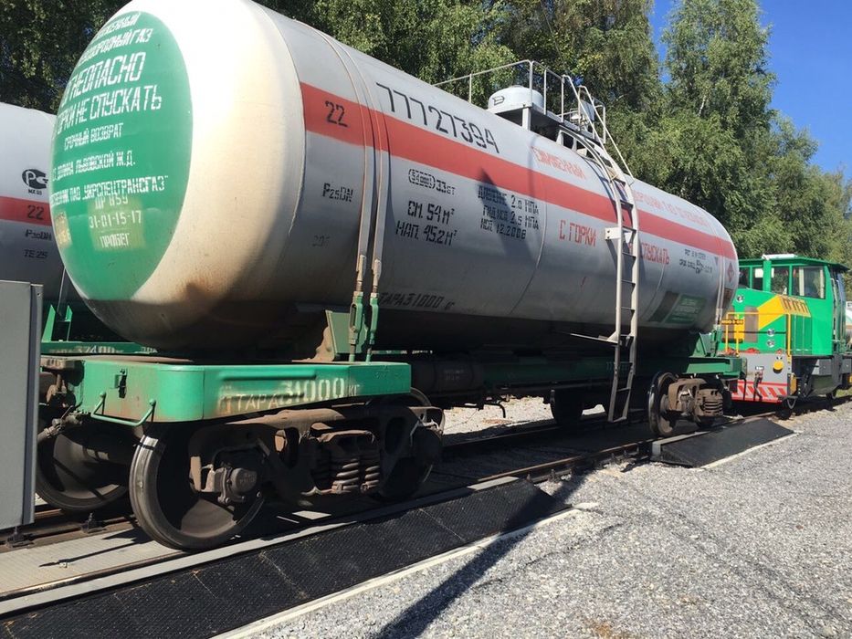 Цистерна Ж/Д.резервуар пропан бутан,бочка газ.