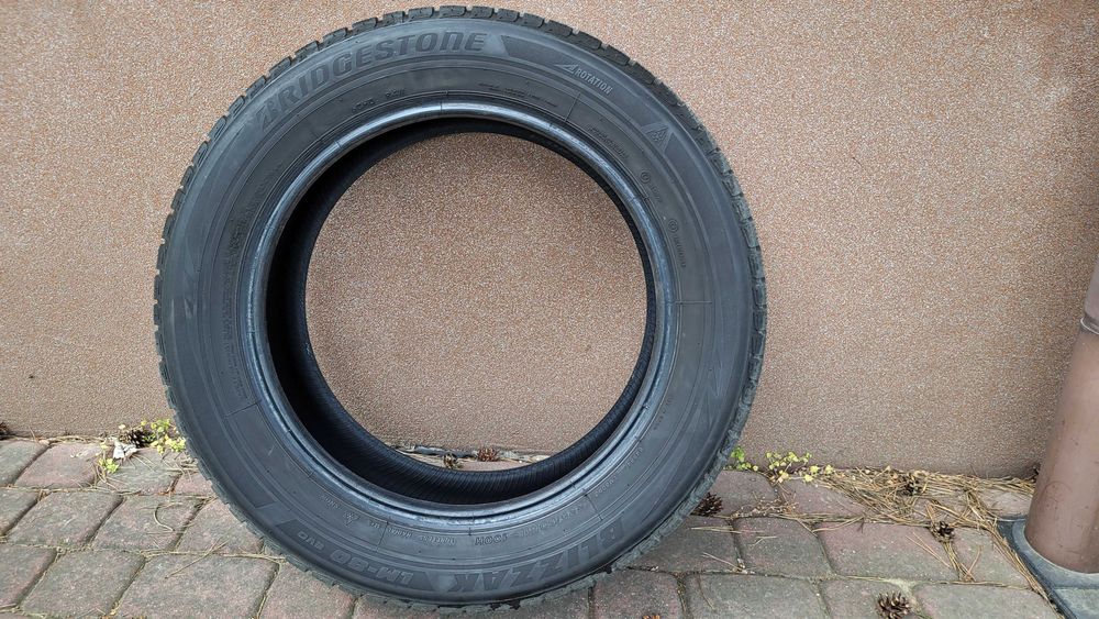 Opony zimowe Bridgestone, używane, rozmiar  225/60/18- 4 szt(komplet)