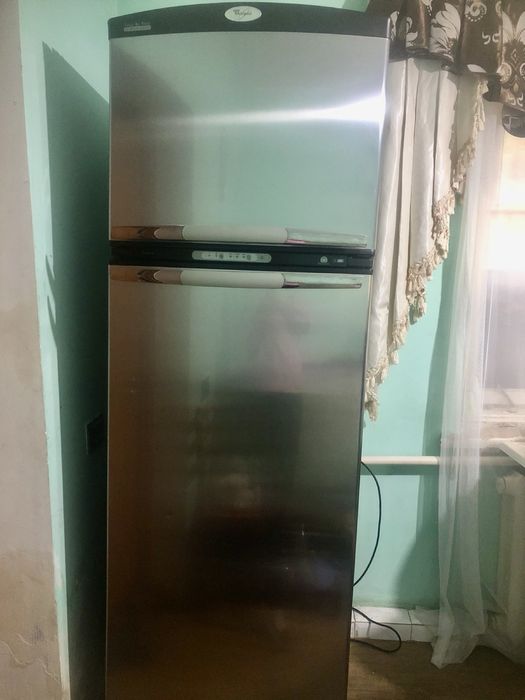 Холодильник Whirlpool ARC4020 IX – No Frost