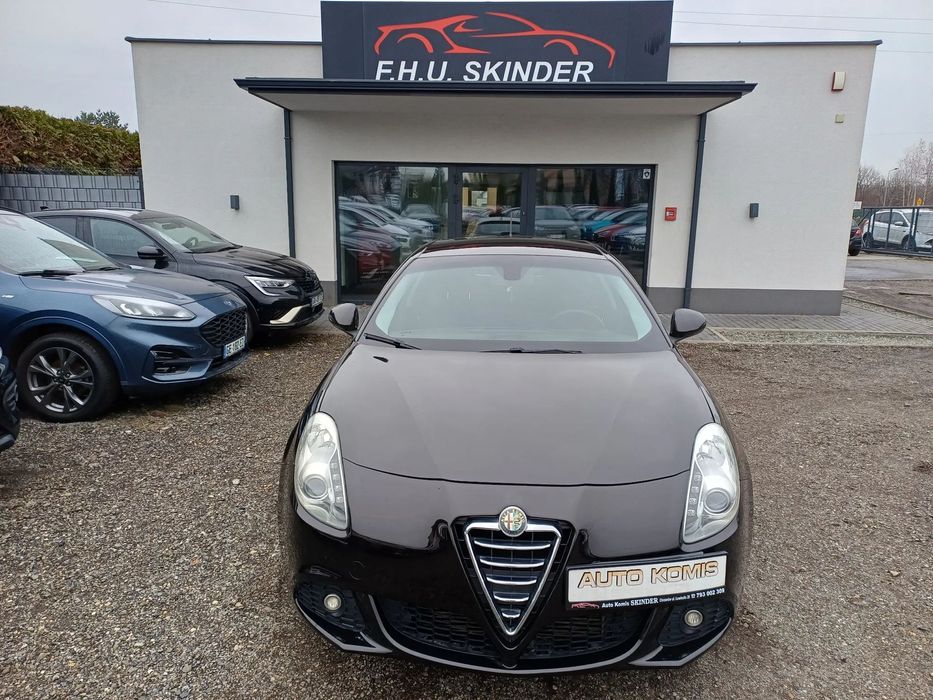 Alfa Romeo Giulietta Bezwypadkowy *Climatronic *LED *PDC *Alu *Gwarancja