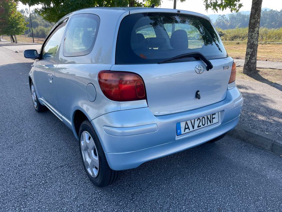 Toyota Yaris 1.3 VVTI - ABS - A/C