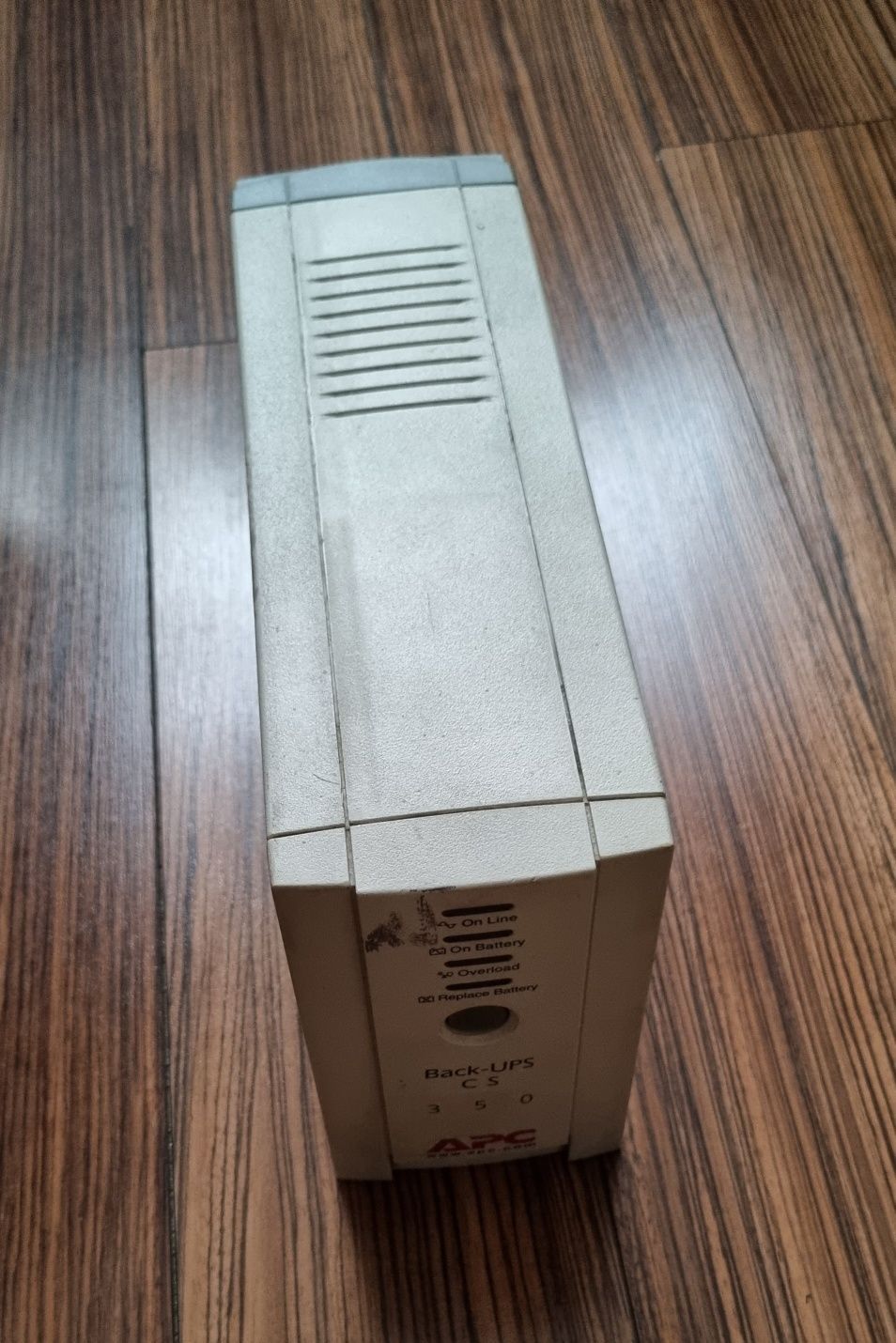 UPS APC Back-UPS 350