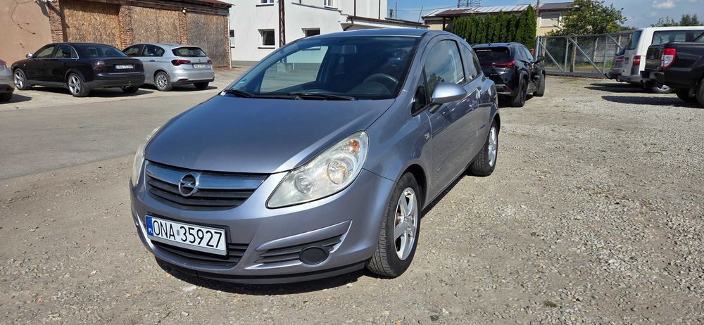 Opel Corsa D 1.2 klima alu z Niemiec zarejestrowana
