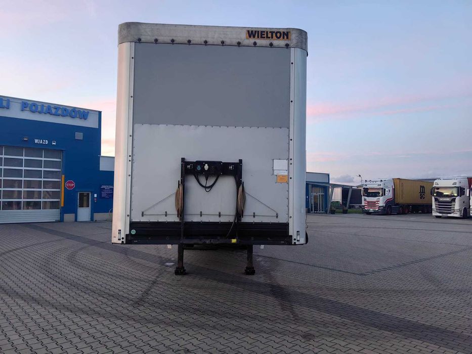 Wielton Firanka Mulda 9m 2016, komplet wyposażenia