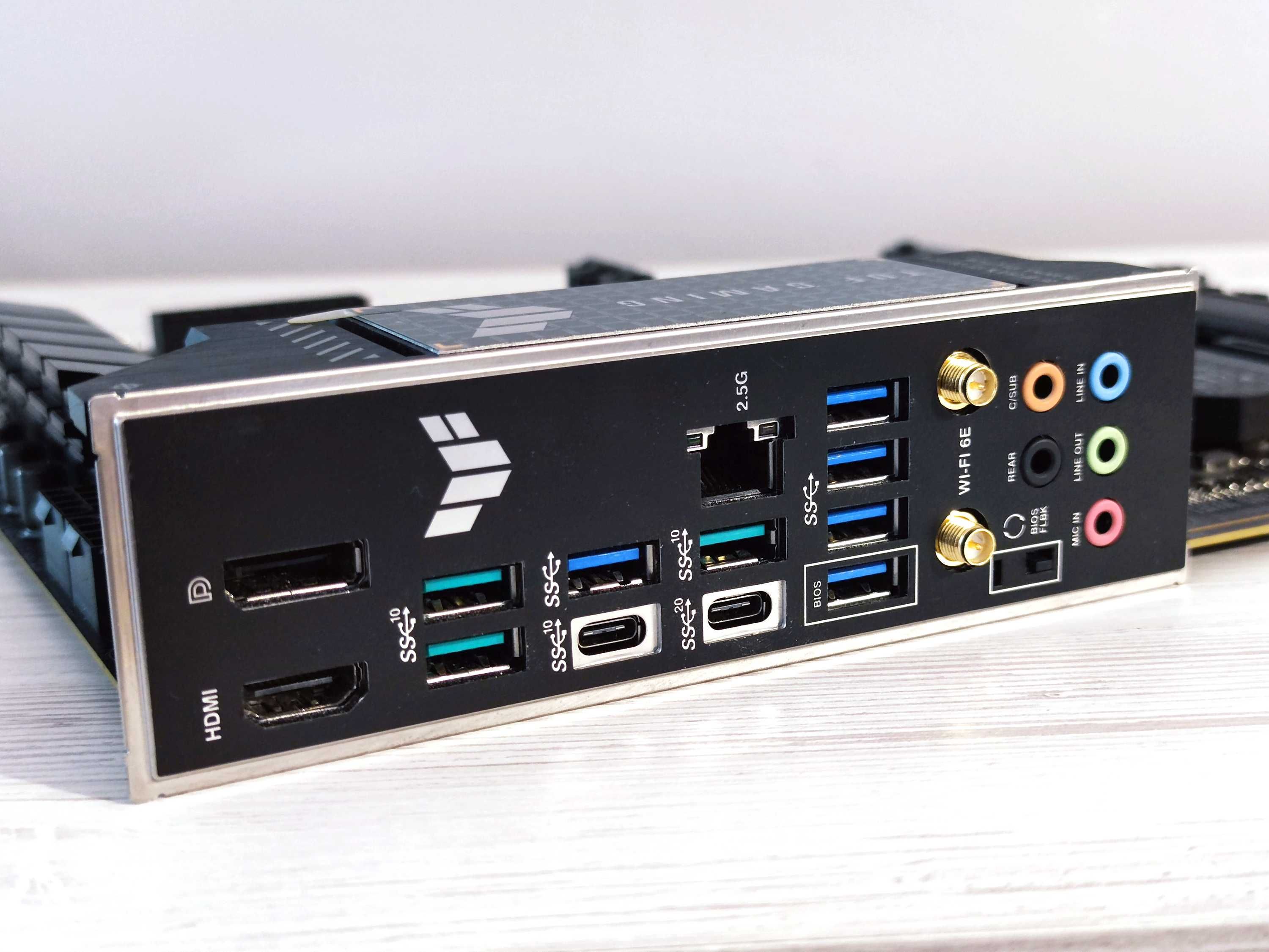 Материнська плата Asus TUF Gaming X670E-Plus Wi-Fi sAM5 В РЕМОНТ!