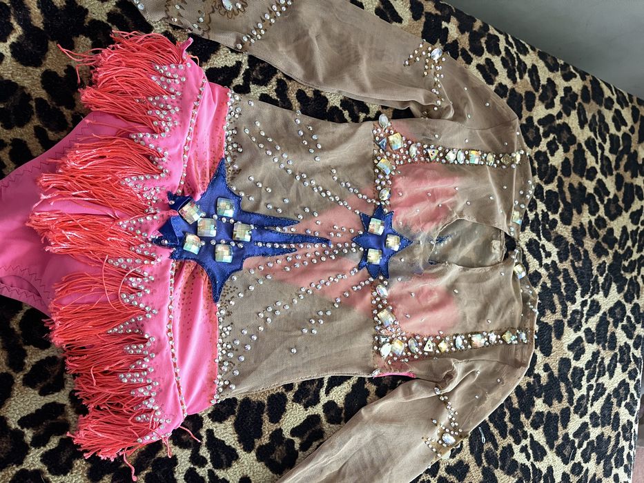 Костюм для гімнастики