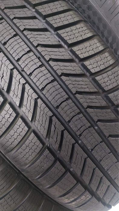 235/55/19 R19 Continental WinterContact TS870P 4шт зима