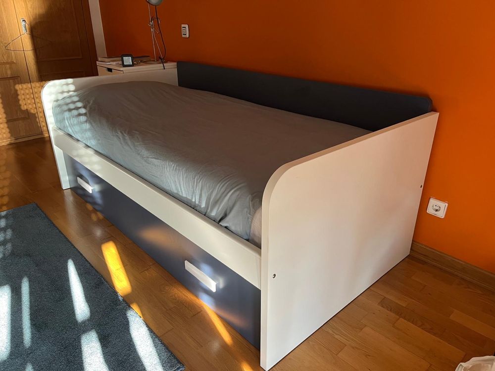 Cama de Solteiro elevatória Dupla Boas Condicões