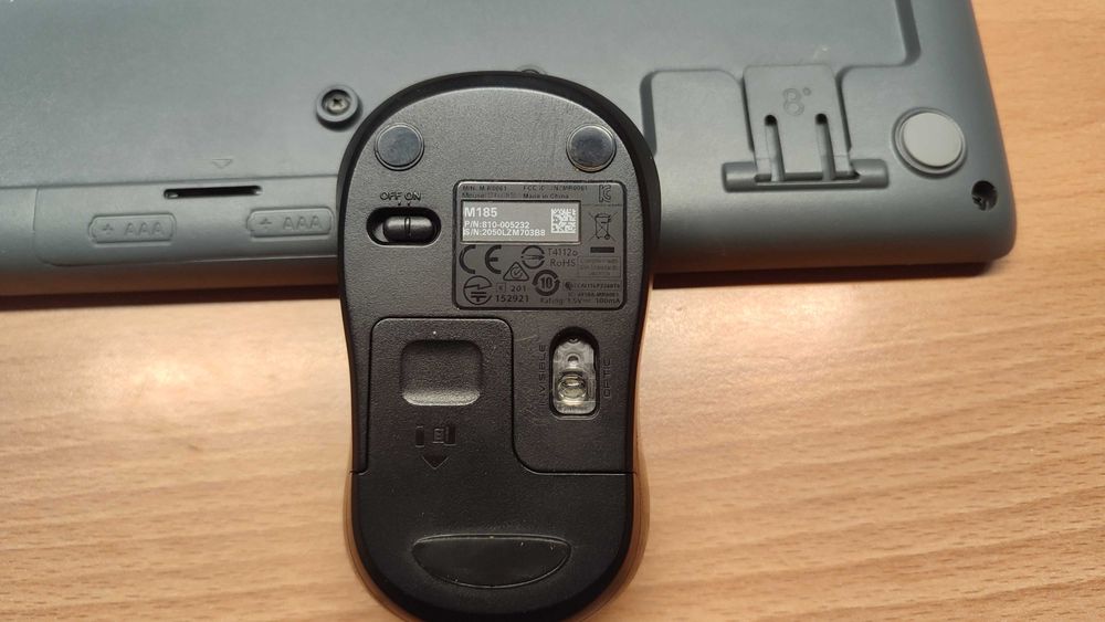 Комплект бездротовий: Клавіатура + мишка Logitech mk270