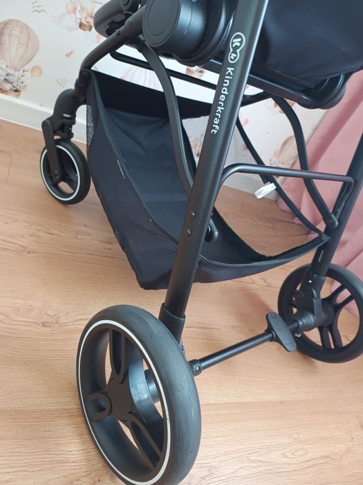 Wózek kinderkraft vesto