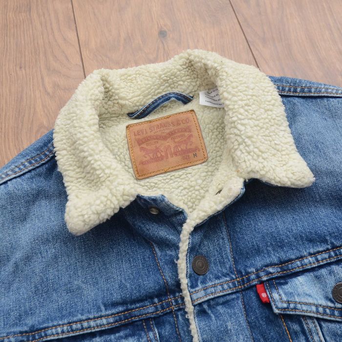 Вінтажна джинсова куртка levi’s sherpa trucker чоловіча m синя шерпа