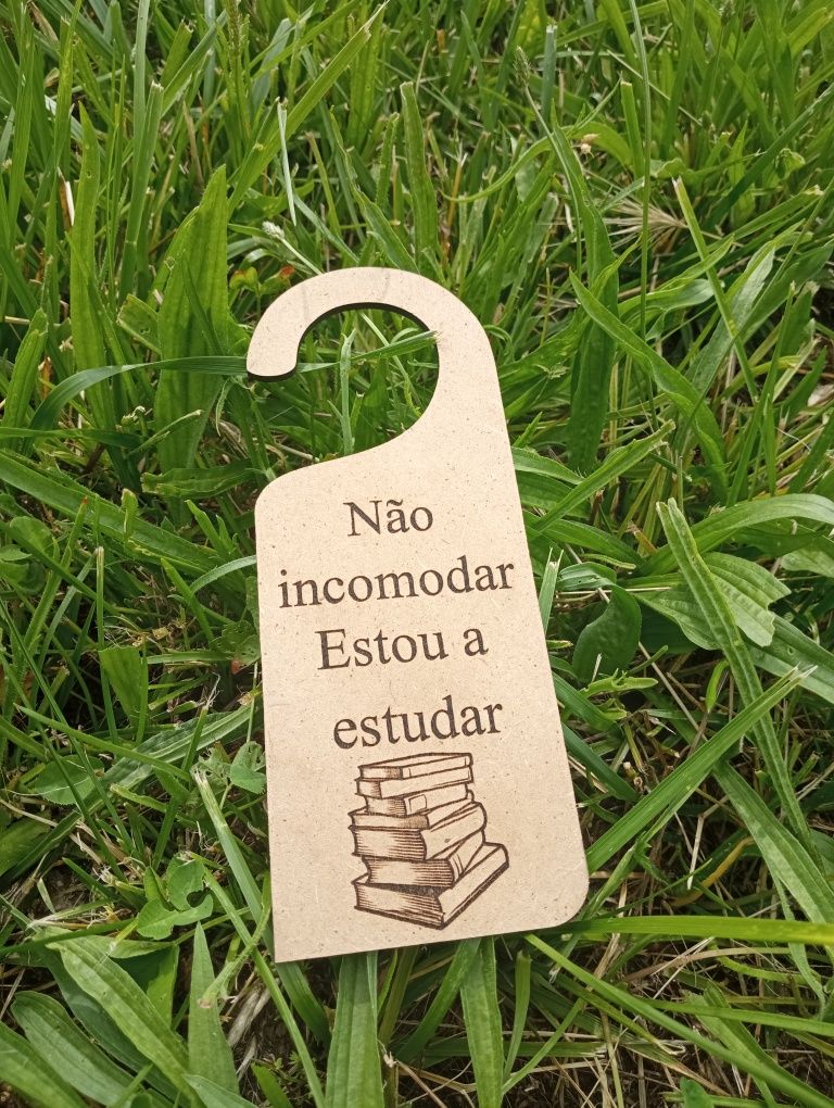 Cabide de porta personalizável