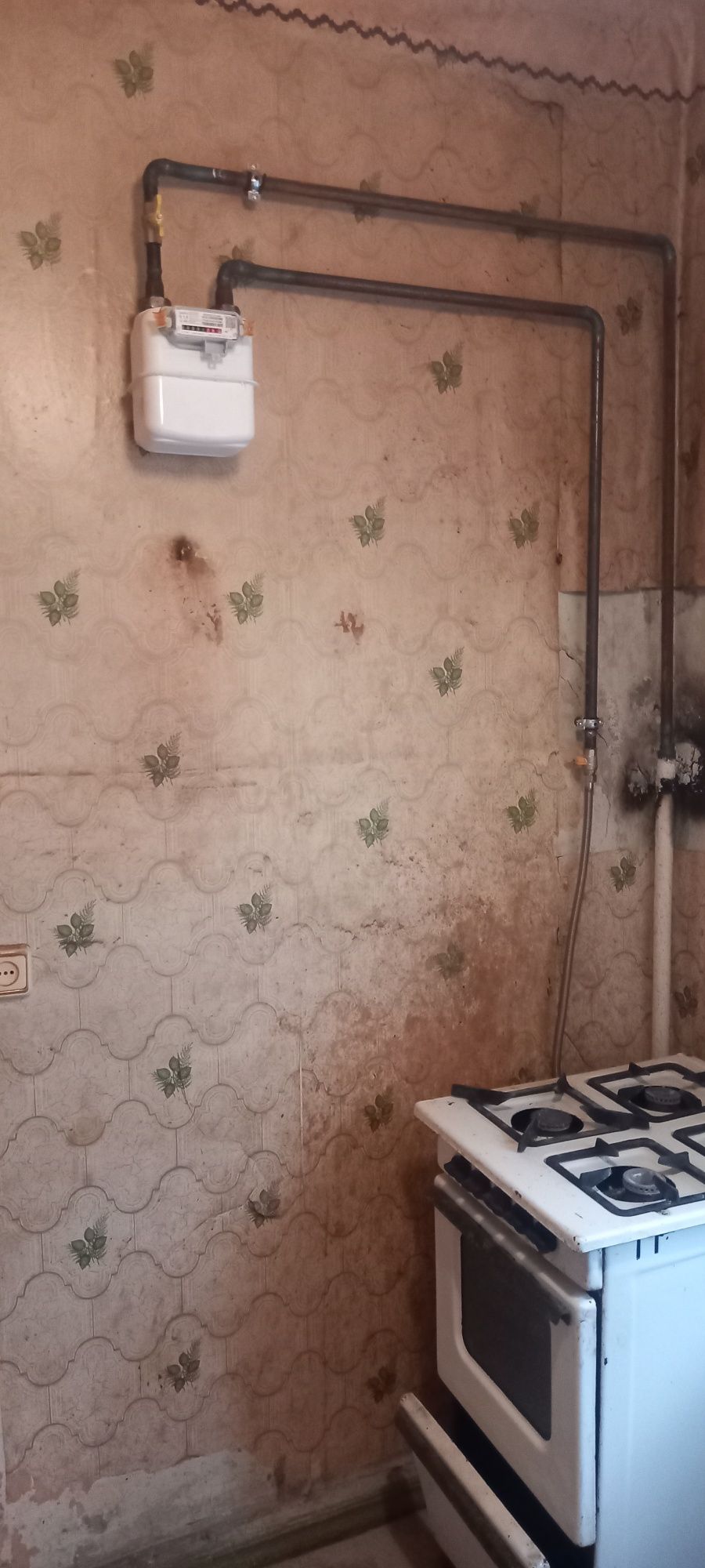 Продам 2ух.к.кв.3/3  р-н Автовокзала АО Эл.,МПО, Брон.дверь.