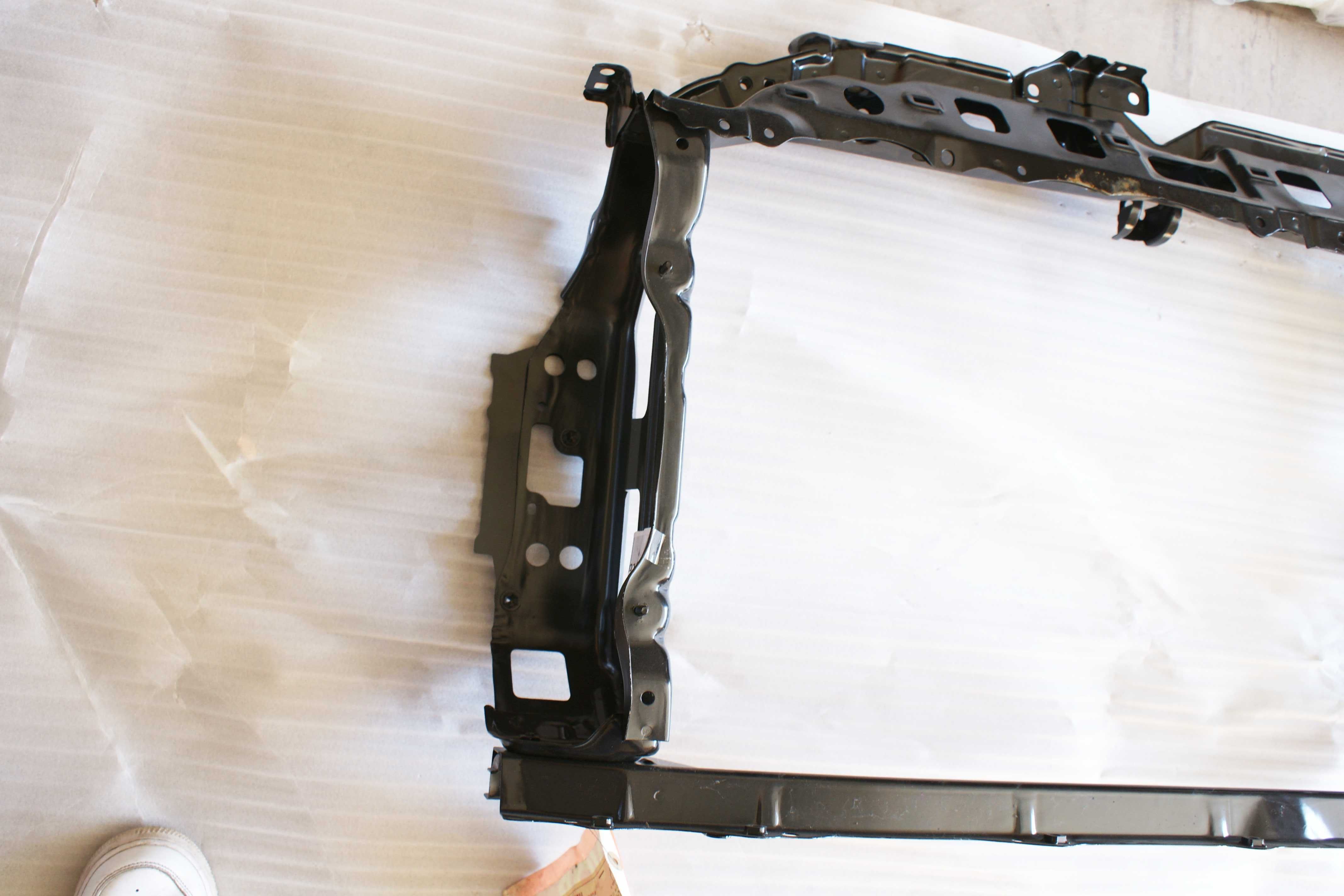 Pas przedni wzmocnienie OE TOYOTA YARIS II 11/2005-06/2011 XP90 NOWY