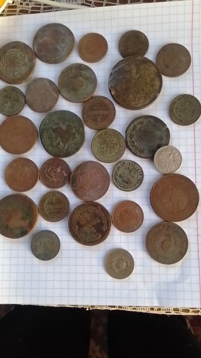 Продам старые монеты