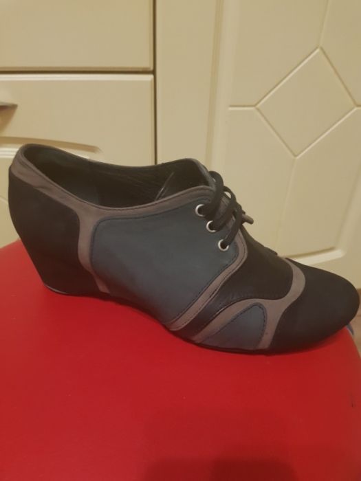 жіночі черевички  шкіра 38р-39(Італія))