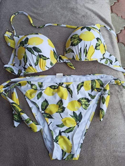 Купальник для дівчат