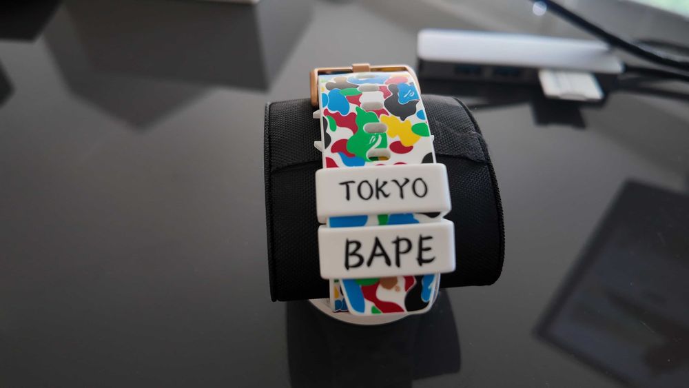 Zegarek SWATCH x BAPE Tokyo white multi camo WATCH