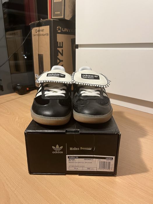 Adidas Wales Bonner (black)