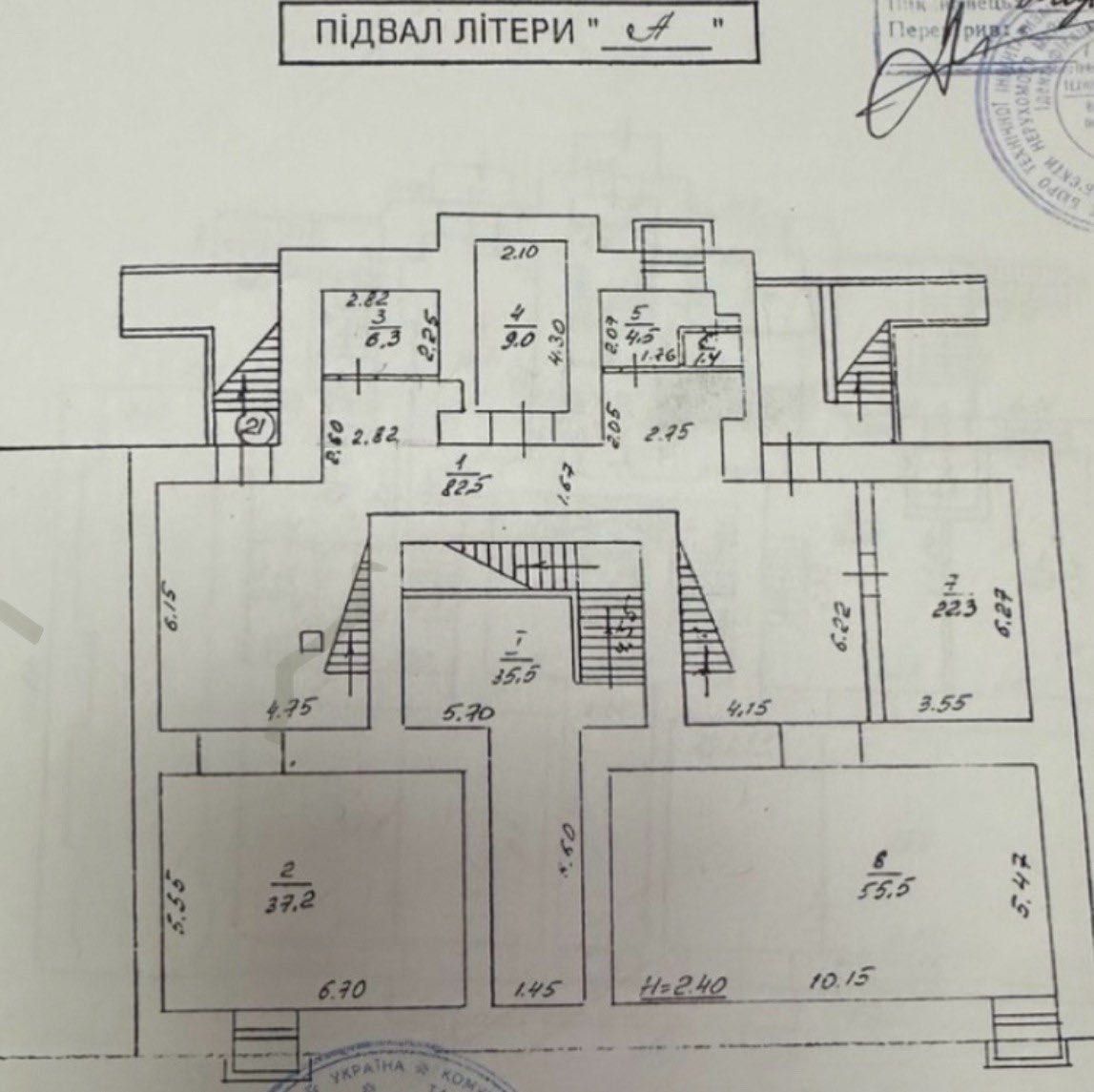 Продам фасадне приміщення з вітринами Олеся Гончара 32 Золоті Ворота