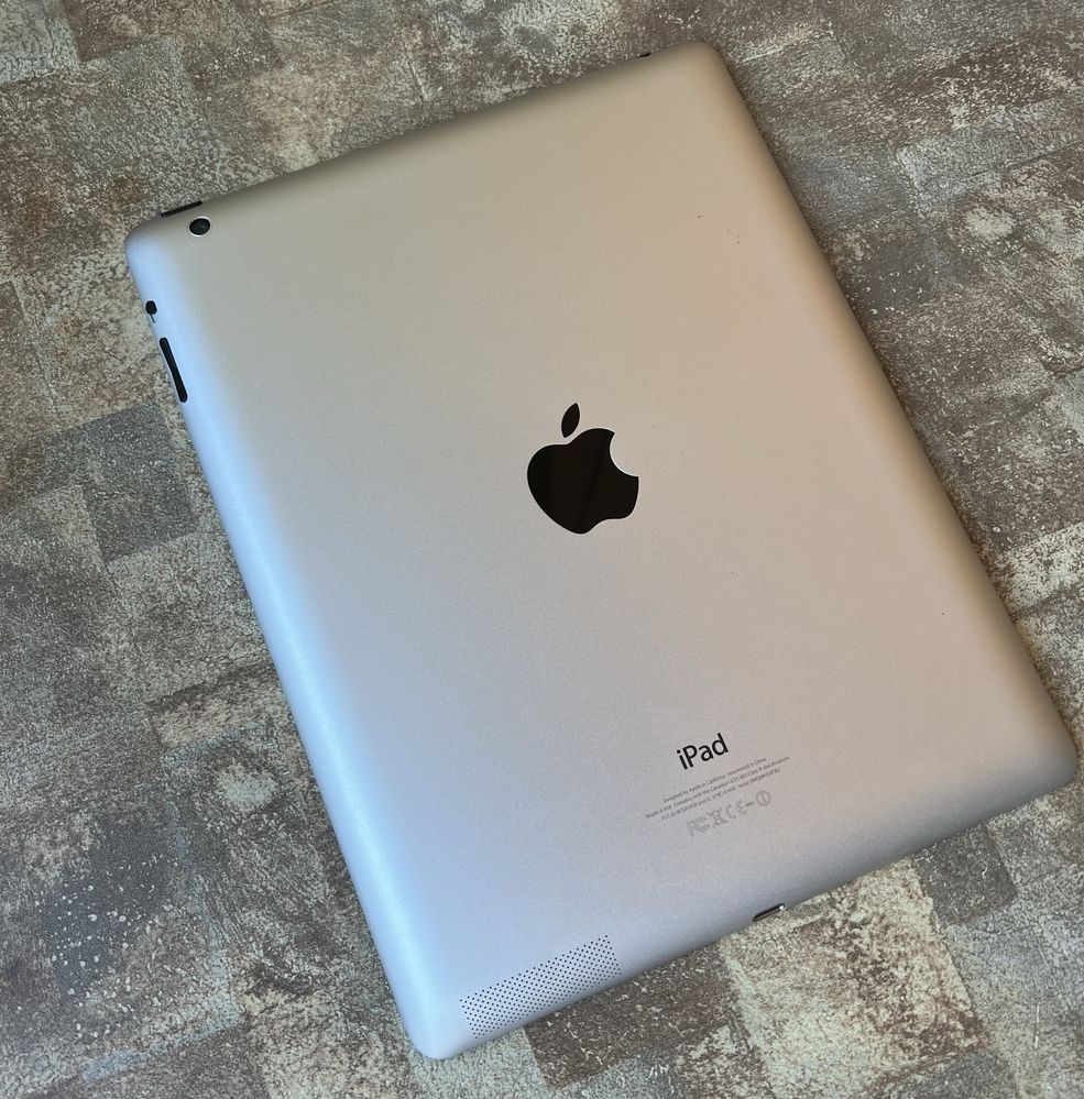 iPad 4 Wi-Fi 16gb + Стилус та Новий зарядний кабель в Подарунок