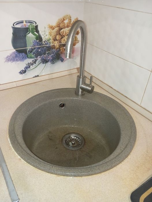 Продам б/у мийку із граніту врізну