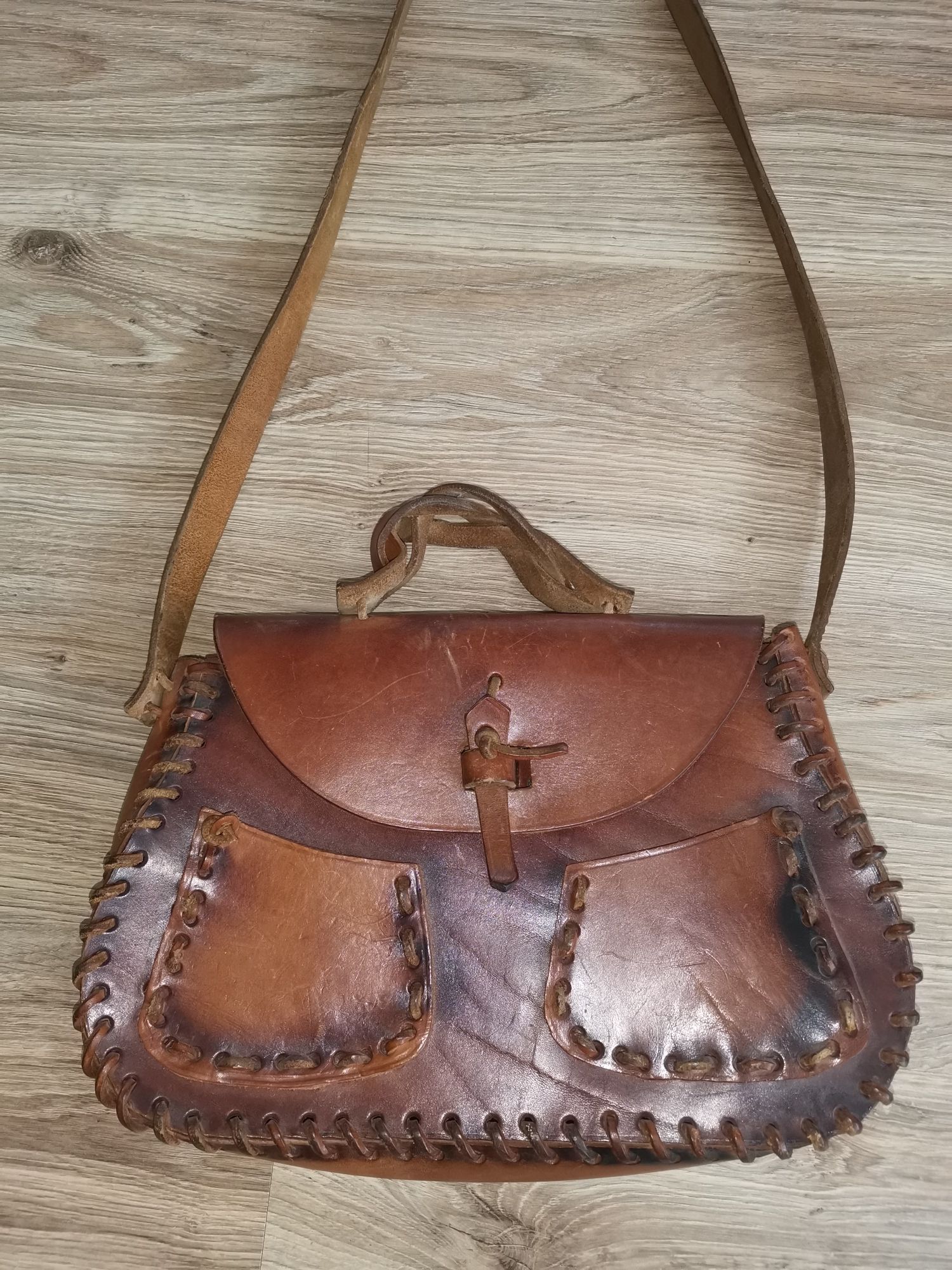 Torebka listonoszka z grubej skóry Vintage