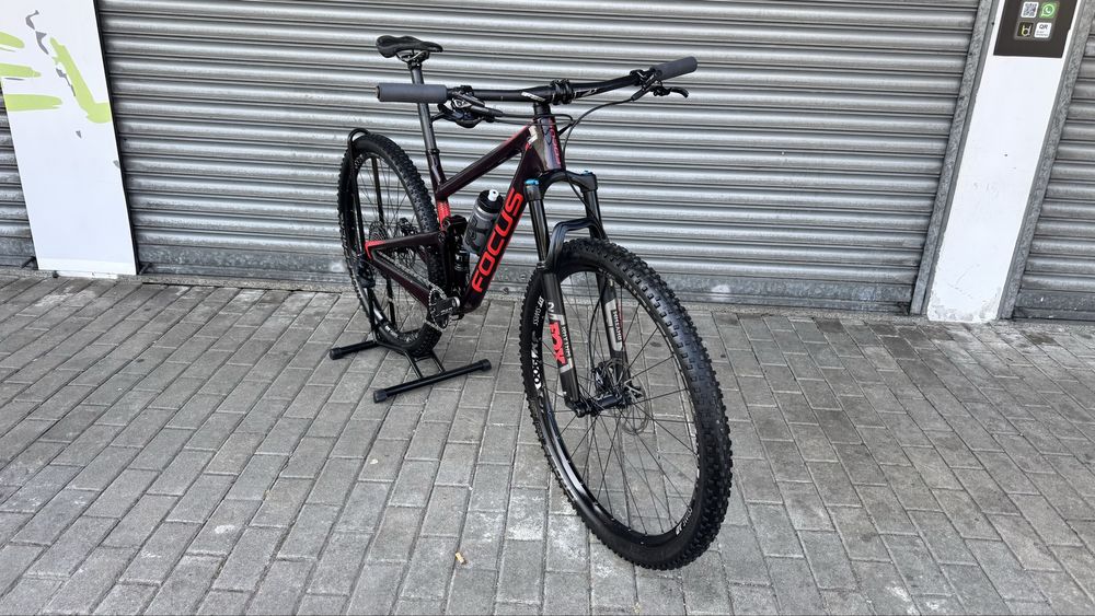 Bicicleta focus one (full carbono)