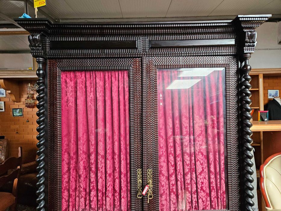 Excelente livreiro antigo em madeira maciça - Muito bom estad