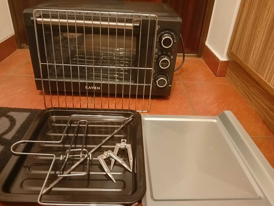 Piekarnik Raven mało używany
