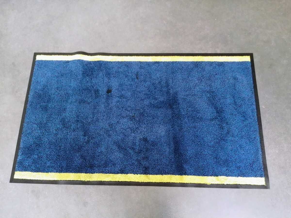 Wycieraczka Mata podłogowa niebieska w żółte pasy 85x150cm