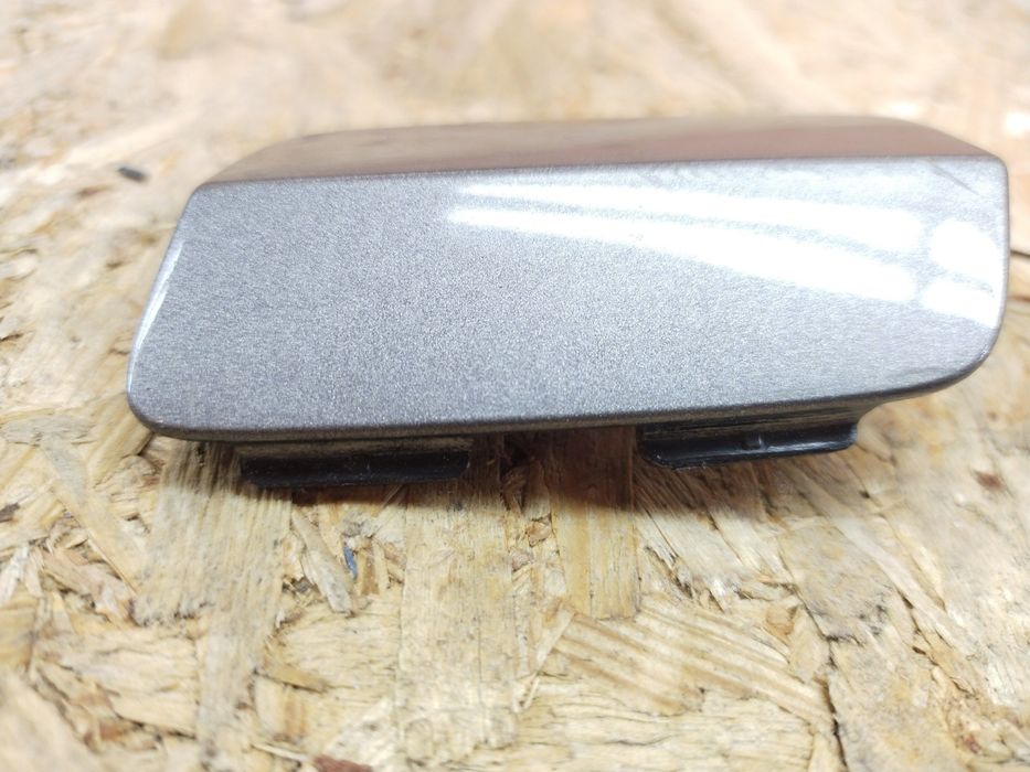Audi A8 17-22 Заглушка бампера буксировочного крюка задняя 4N0807441