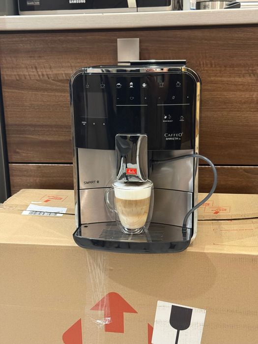 2700 чашок Найновіша модель Кавоварка F 86 - 100 Melitta новіша за f85