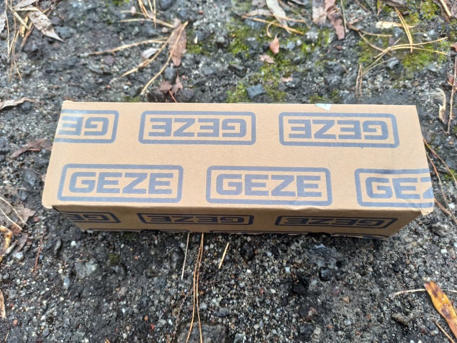 Доводчик дверей geze TS1500