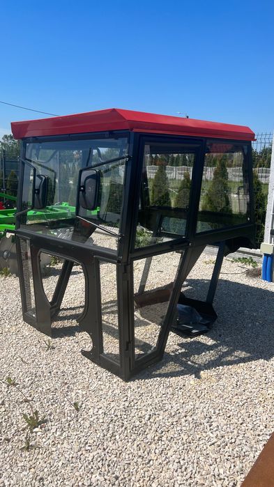 Kabina z błotnikami nowa do ciągnika C-330 C-360 DOSTAWA raty