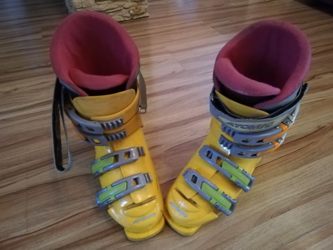 Buty narciarskie Atomic dla dziewczynki 23 cm skorupa 277mm