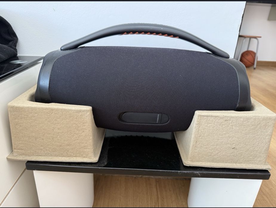 Caixa JBL Boombox 3