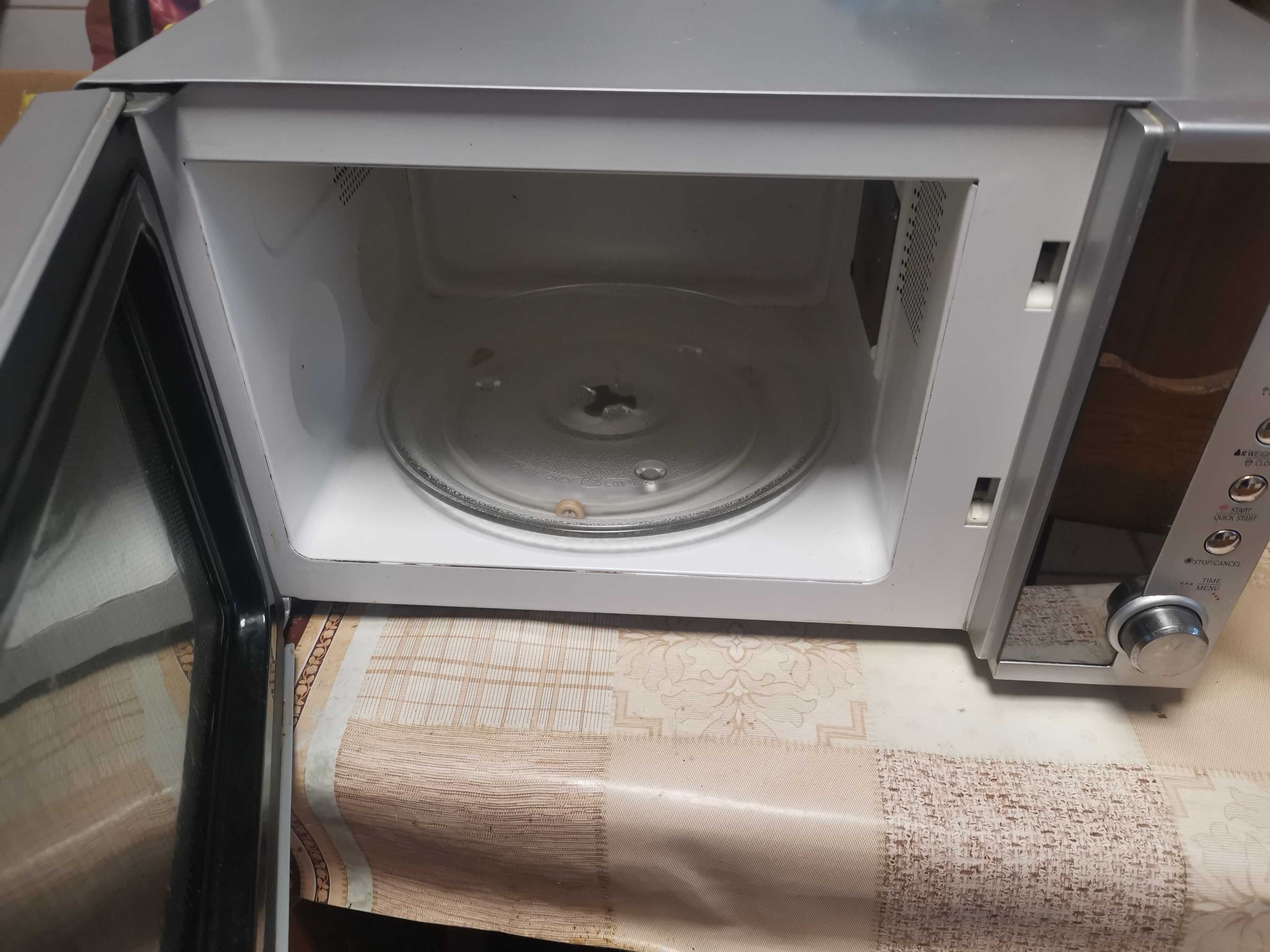 Mikrofalówka Zelmer srebrna
