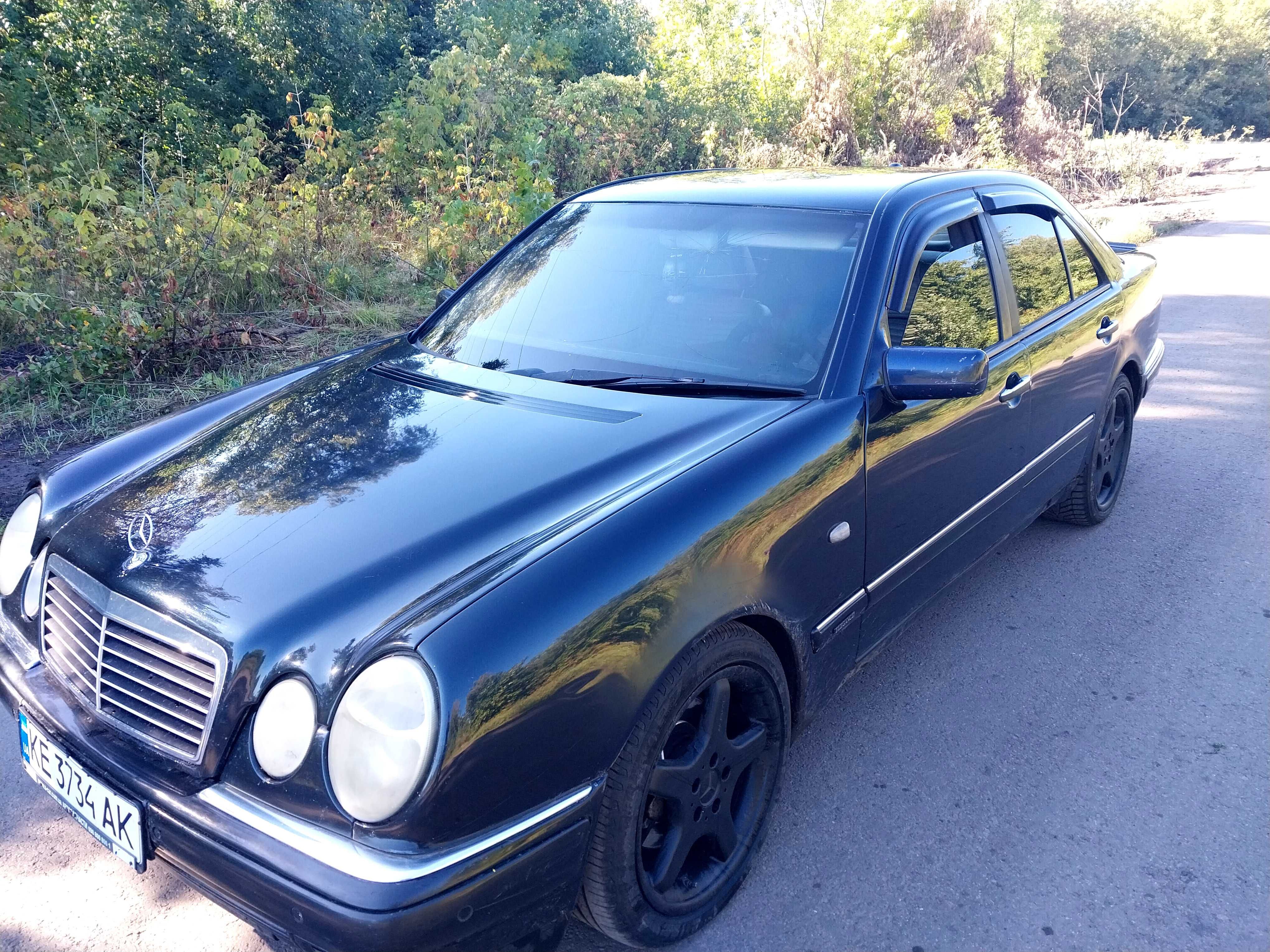 Продам або обміняю Mercedes-Benz E-430