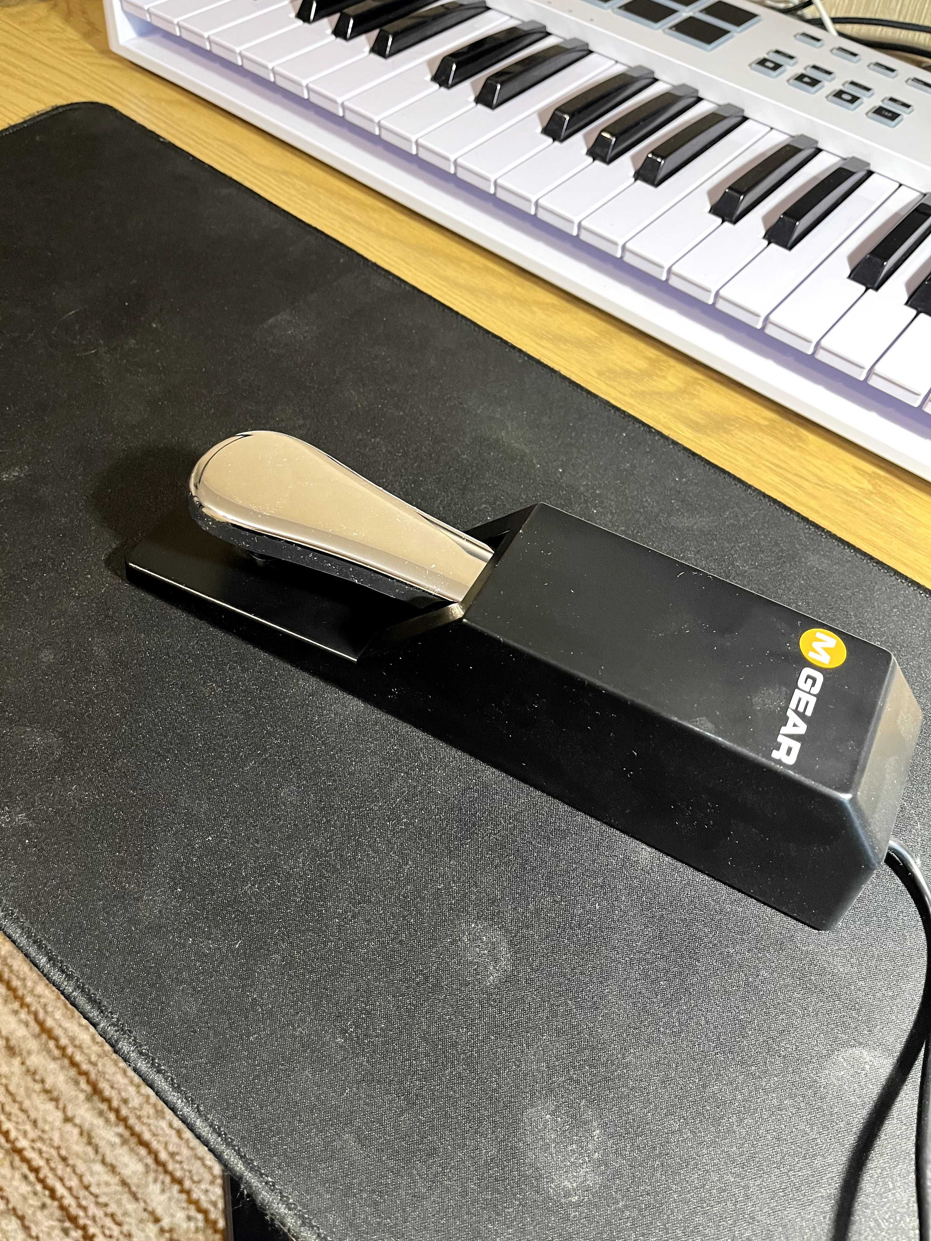 Миди клавиатура arturia keylab essential 61mk3 + педаль в подарок