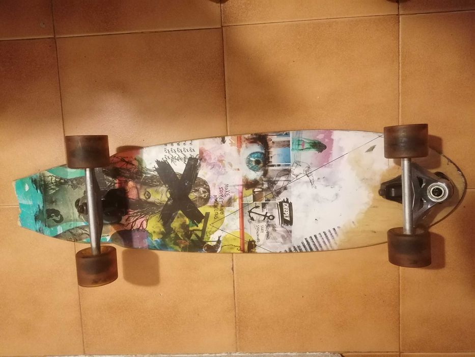 Skate longboard marca Deeply 90cm