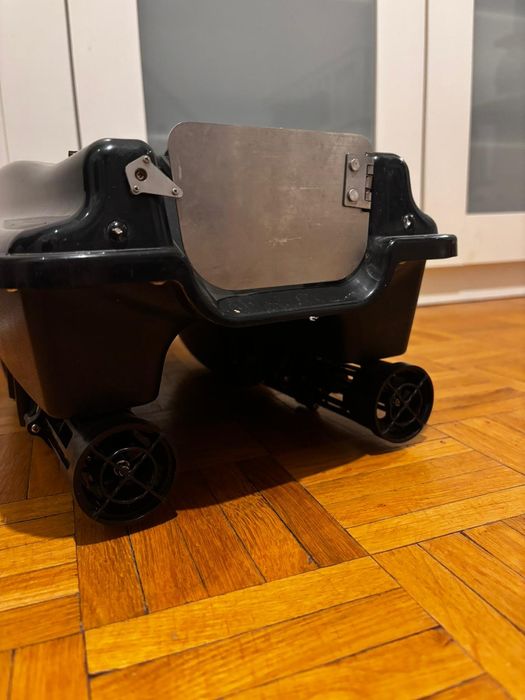 Boatman łódka zanętowa Actros  eho+GPS