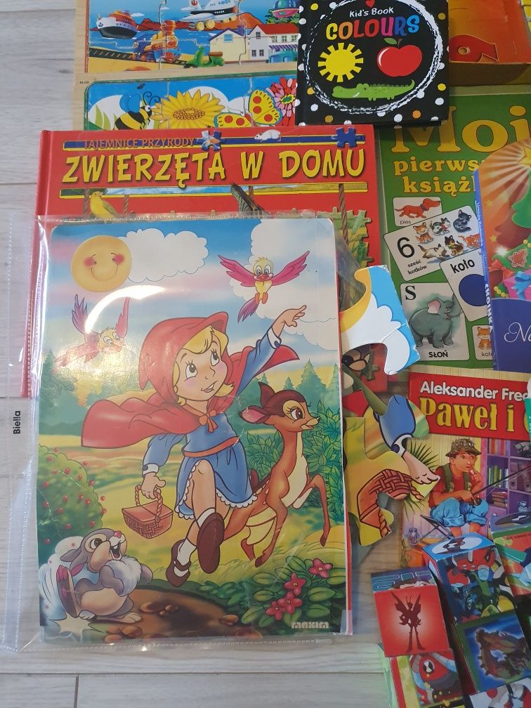 Książeczki ,puzzle ,układanki
