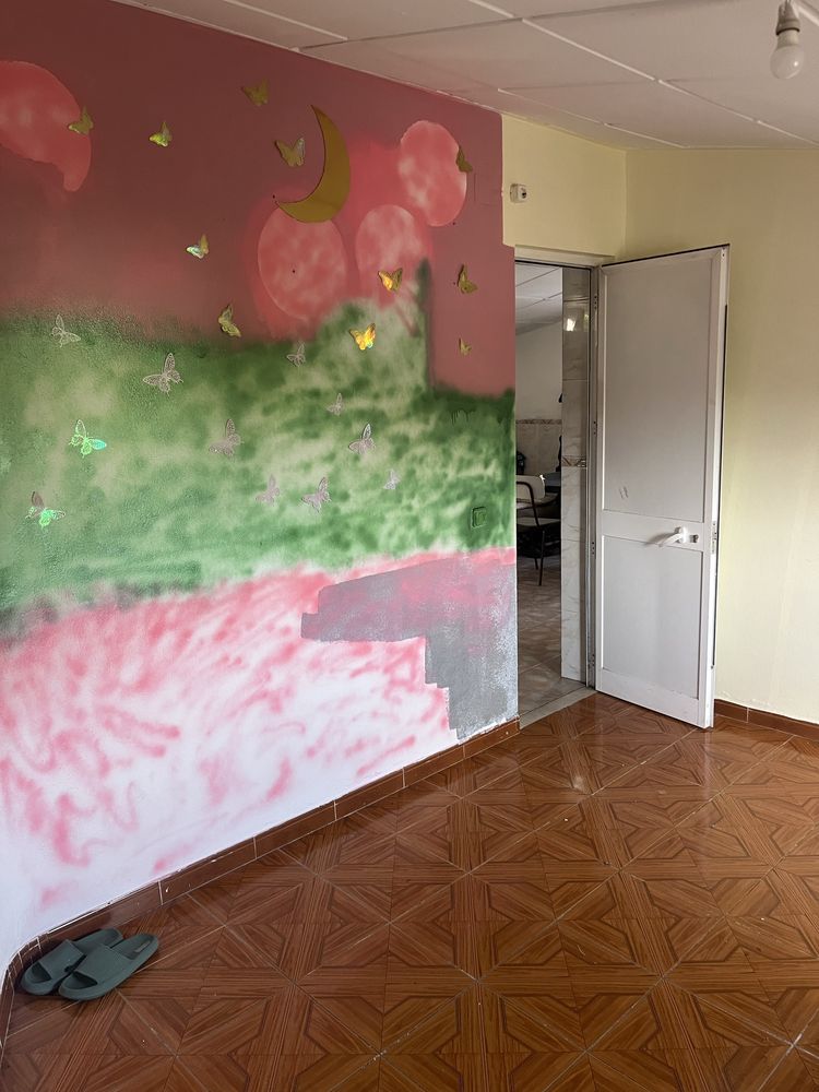 Alugo quarto em Famões T2/Casa – ambiente sossegado, entrada imediata