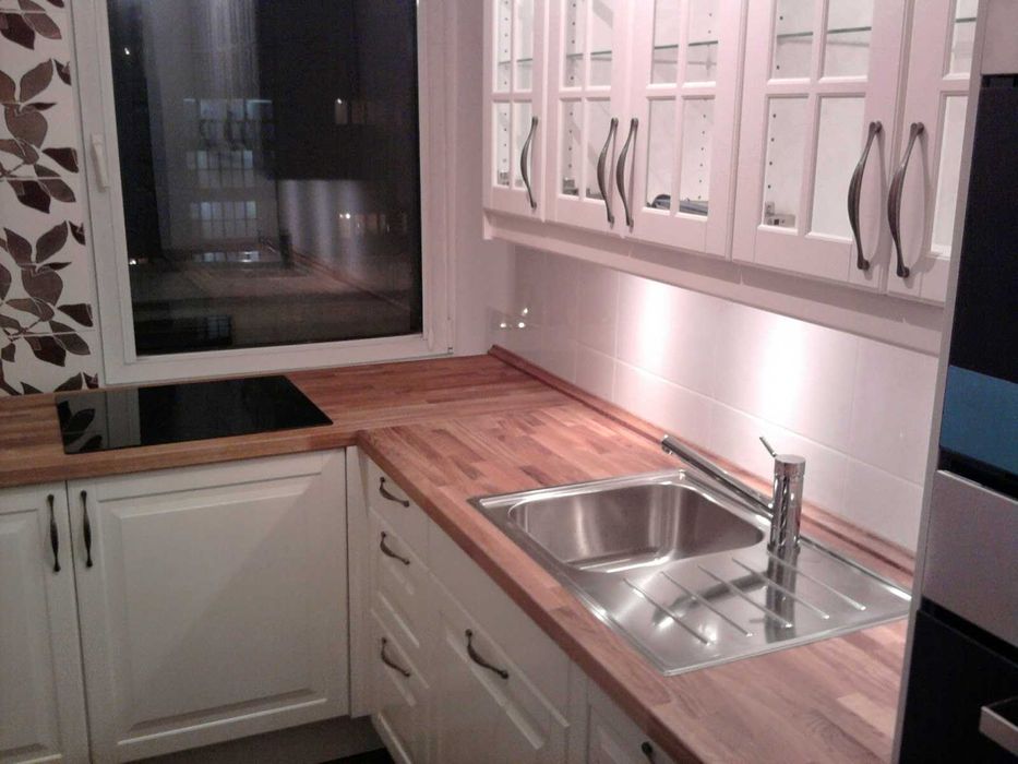 Montaż, składanie, skręcanie kuchni i mebli IKEA. Szafy PAX.