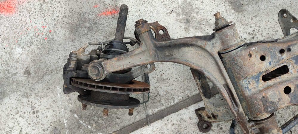 Renault Master I Sanki Belka Przód Przednia Trawers Kołyska