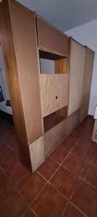 Móvel de modulos de sala em madeira maciça