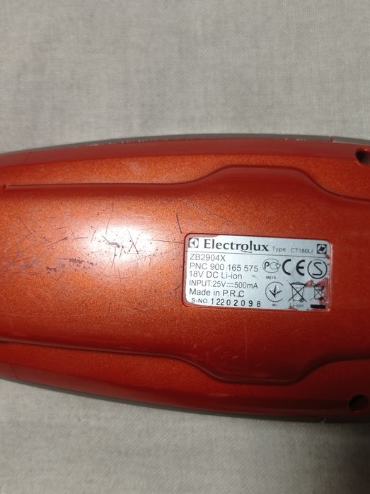 Аккумуляторный  пылесос Electrolux ergorapido