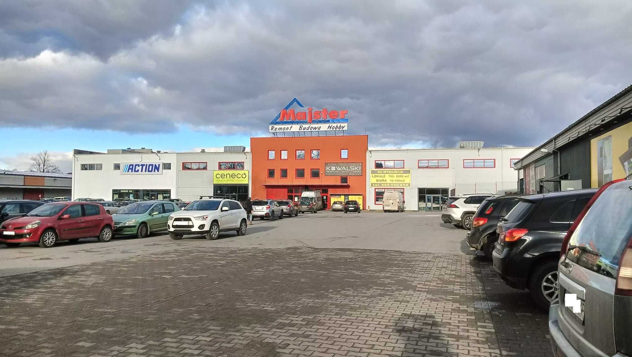 Sanok lokale do wynajęcia 330 - 180 -170 m2
